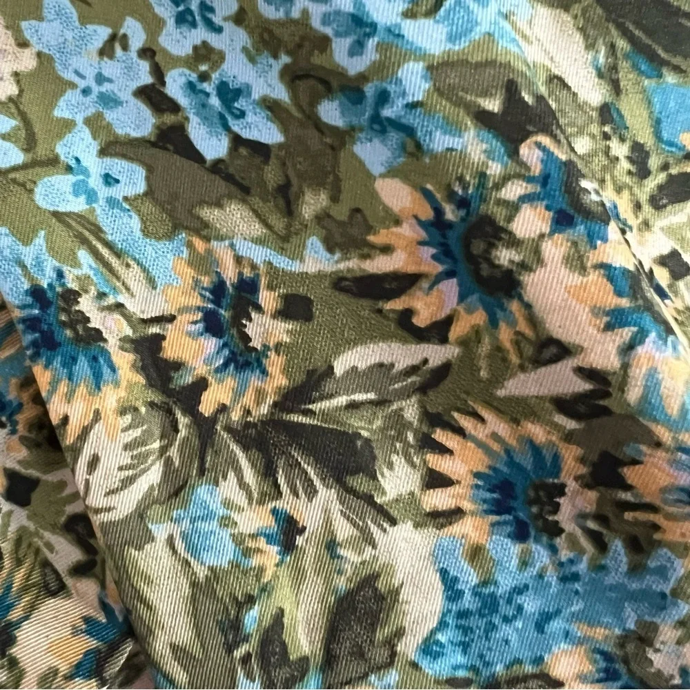 🌿 Talbots 100% Silk Floral Skinny Scarf